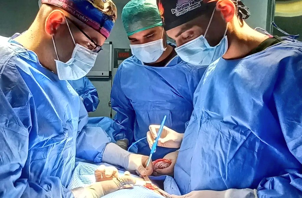 FastacVe's tweet photo. #23Sept Cirugías de alta, mediana y baja complejidad fueron realizadas por nuestros médicos especialistas para garantizar la salud de este grupo de trabajadores intervenidos.
#FastacContigo
@NicolasMaduro
@gestionperfecta
@AlcaldiaDCcs
@FastacVe
@FASACSONRIE
@Dr_Gilberto14 https://t.co/oLW8yHWI53