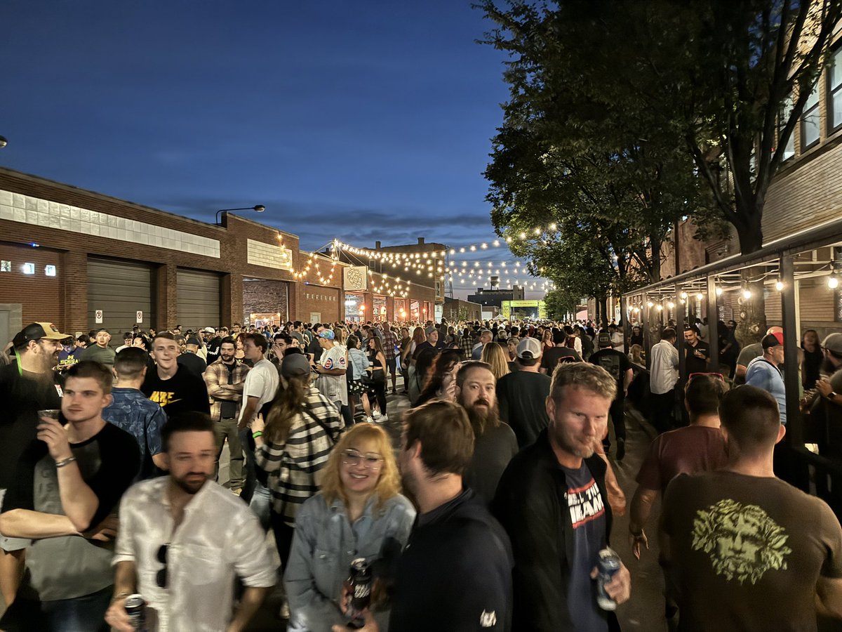 carter69's tweet photo. @GooseIsland https://t.co/MF3wJzbFfu