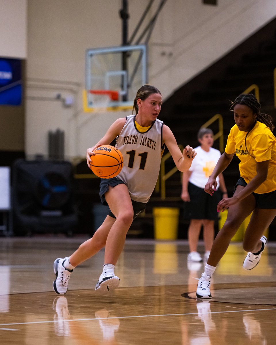 BW Women's Basketball tweet media