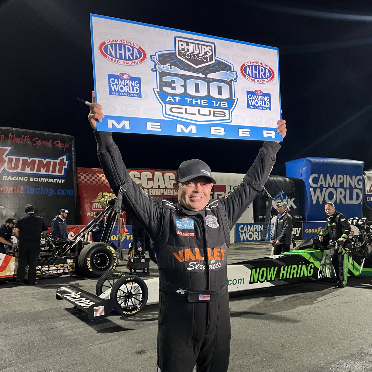He did it! Mike Salinas becomes the first member of the <a href="/phillips_conn/">Phillips Connect</a> 300 at the 1/8 Club! 

<a href="/teamscrappers/">Scrappers Racing</a> • #CarolinaNats
