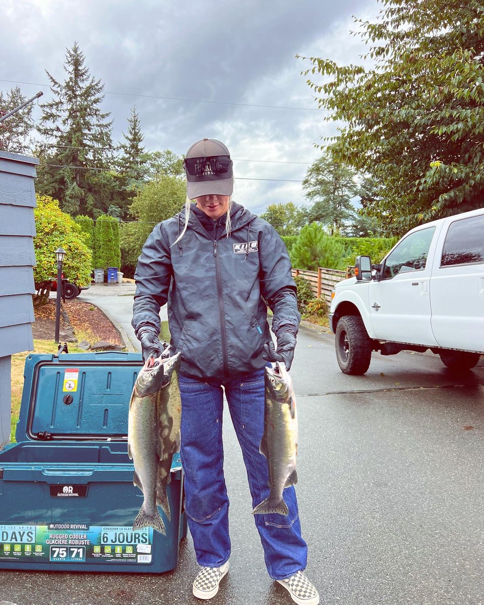 WranglerQueen's tweet photo. Another Awesome Day Out On The Water🎣 
RT If You Like Girls That Fish🥰❤️ https://t.co/BgSTajui5N