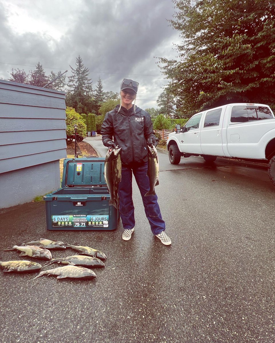 WranglerQueen's tweet photo. Another Awesome Day Out On The Water🎣 
RT If You Like Girls That Fish🥰❤️ https://t.co/BgSTajui5N