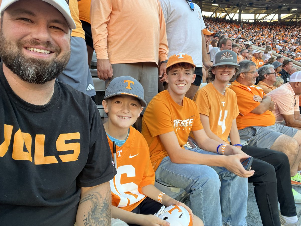 TashaScott0201's tweet photo. @Qbjayy7  see the kiddo in the grey Vols hat? Yesterday was his birthday. He has been waiting outside for you since the game ended and literally just found out you went a different exit than the team. How about a little love for my kid who wanted to meet you.

#Whatwouldhendondo https://t.co/nmxHvHlK6o