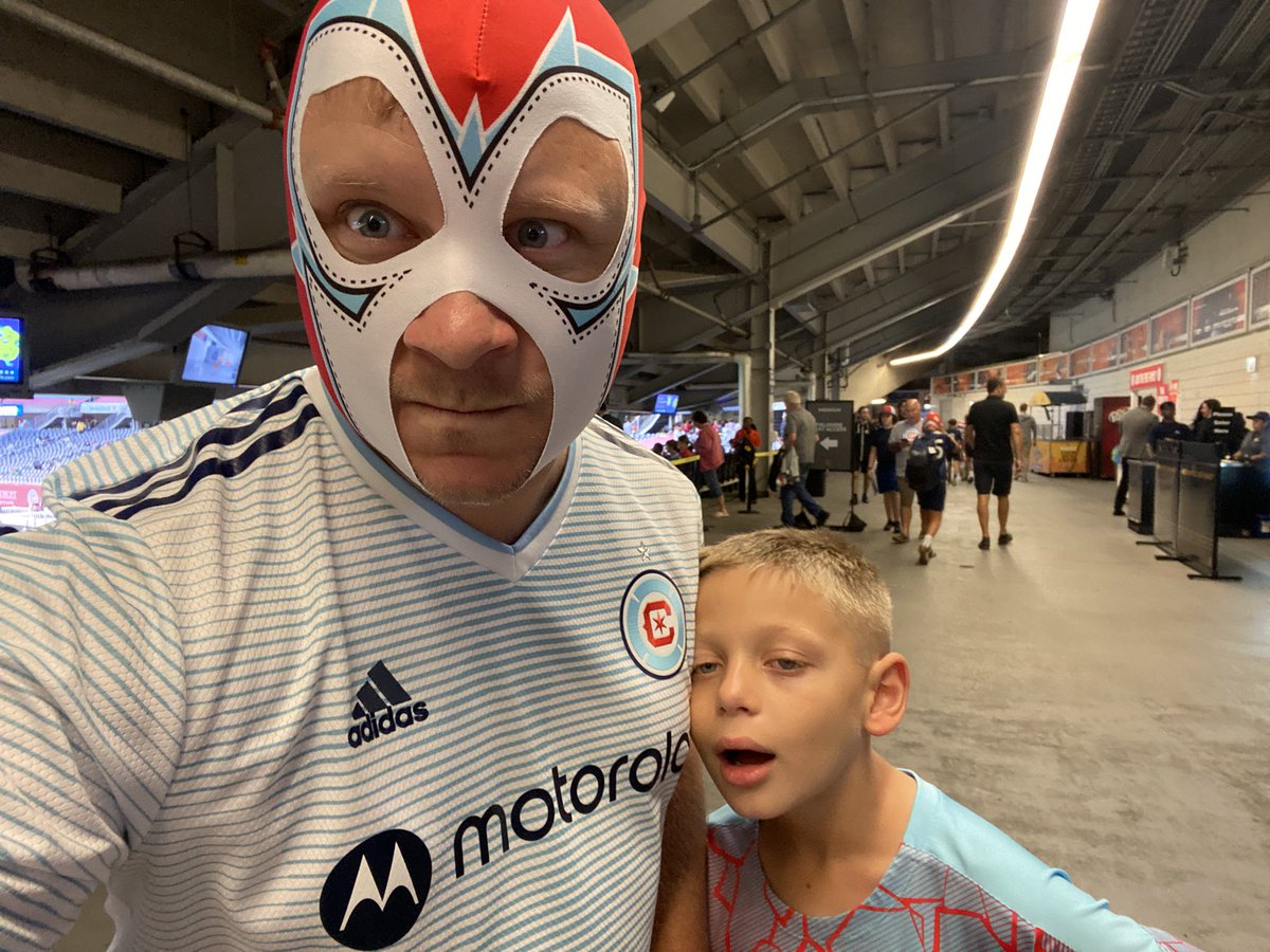 #cf97 <a href="/ChicagoFire/">Chicago Fire FC</a> - I look goofy.