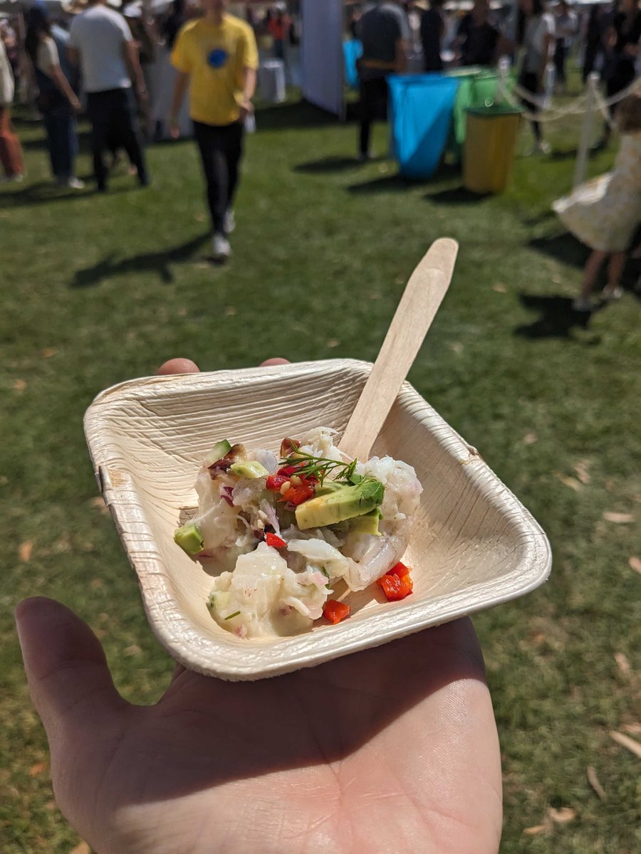 L.A. Loves Alex's tweet media