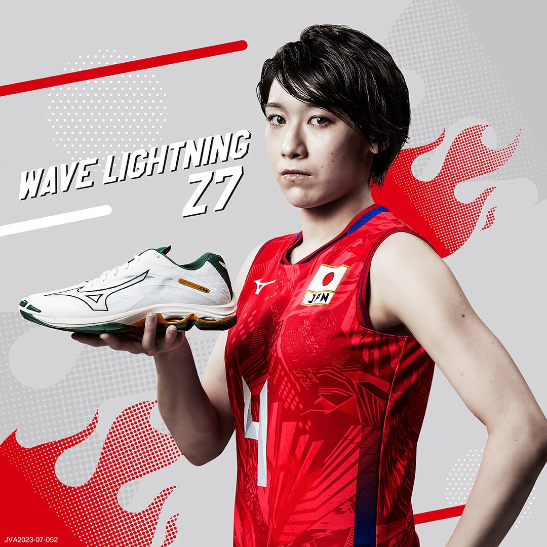 MIZUNO_VOLLEY's tweet photo. #バレーボール女子日本代表
#石川真佑 選手着用モデル 

WAVE LIGHTNING Z7 

ジャンプが、着地が、フットワークが。
 一つひとつの動きが想像を超えてくる。

 #世界を狙え 

https://t.co/65PYS7og5V

#REDFORJAPAN #ワールドカップバレー2023 #MIZUNO #ミズノ #バレーボール #WAVELIGHTNINGZ7 

￼ https://t.co/GZJOpiCmVx