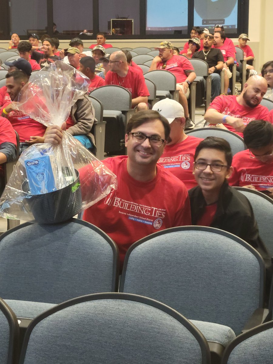 CLindsey_MMS's tweet photo. Always enjoy having our Fathers &amp; Sons at this great event. Lots of hugs &amp; smiles. Thank you to all who made it successful. Happy so many @Montwood_MS students &amp; fathers joined. @WSerrata @SISD_ES @SISD_HS @Socorro_HS @CarmanNate @RDonacio @CPerales_CI @AStarke_CI @aligalv https://t.co/Im7jkP7hSl
