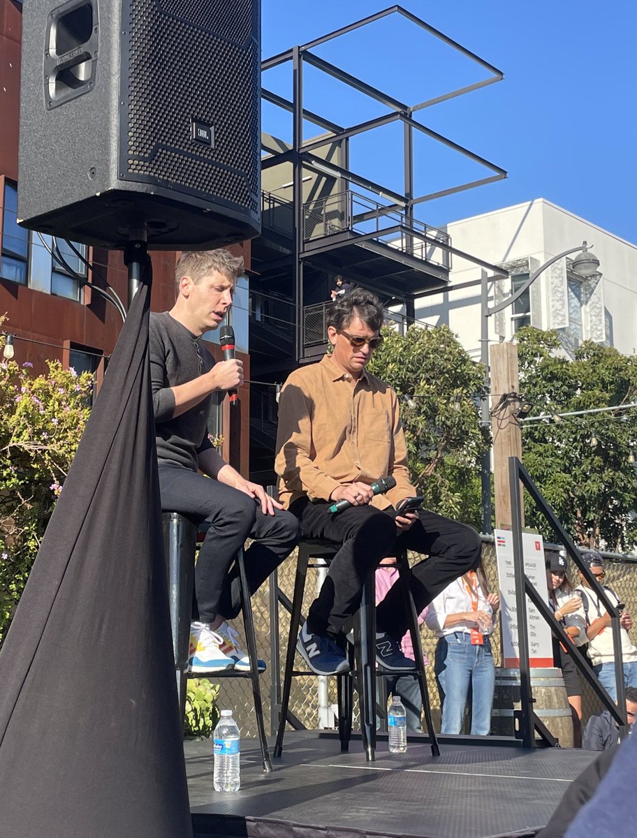 kim07mcm's tweet photo. Happy weekend SF &amp; YC alumni weekend👋 https://t.co/rxA4fVxzaR