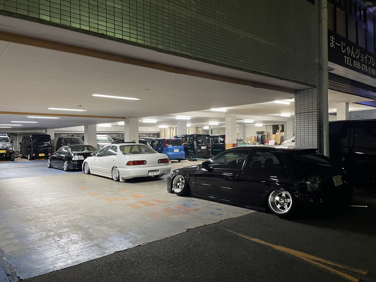 y1l_media's tweet photo. よく走ったWEEKEND BASH🏃♂️
気候も良くて楽しすぎた。
走ってたらすれ違うサイドマーカーのついた車。
良い時間でした。
街中を走る車が大好きです。
三重はホンマにええ所。
#weekendbash https://t.co/3bE2PNgfSj
