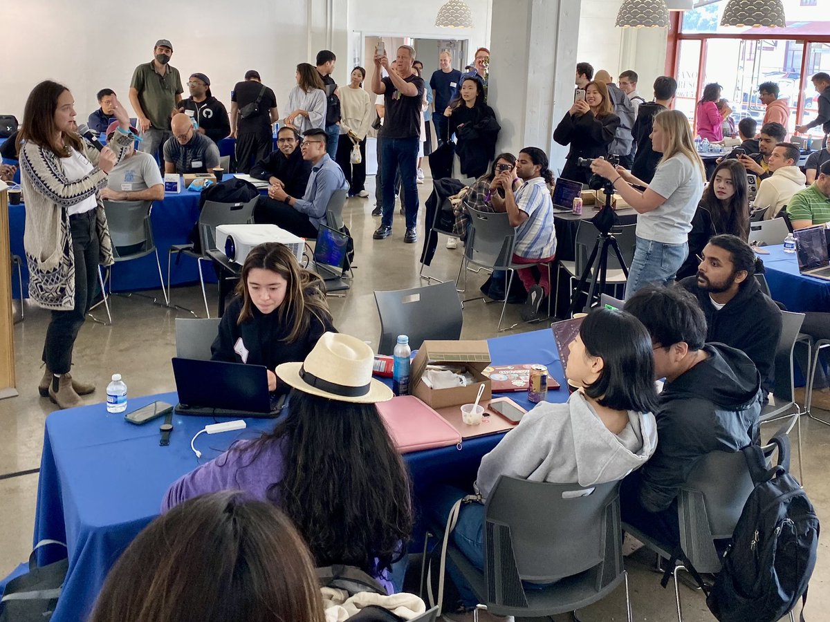 Jeremiah Owyang tweet media