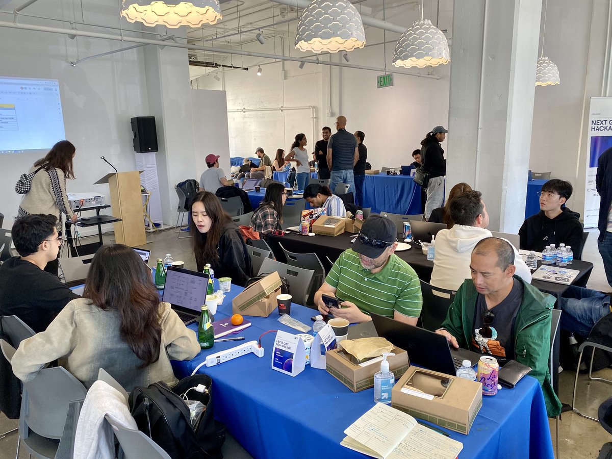 Jeremiah Owyang tweet media