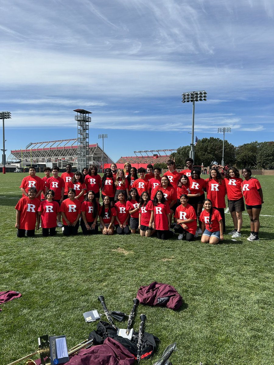 NPMarch_Canucks's tweet image. So proud of our Marching Canucks, despite our first competition being cancelled today. In the meantime, some great memories from the past week, featuring our Rutgers Band Day experience!!! #CanuckStrong