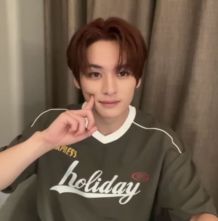 snathysk's tweet photo. HOLA!! busco mutis!
No soy nueva en #kpoptwt pero busco mutis con los que quieran hablar conmigo!! ^^

-stan: skz(prio), twice, nmixx, Forestella, Lucy, txt, (g) i-dle and more :)
- Danceracha biased ^^
- Hyunlix shipper
-acepto cualquier muti de otro fandoms <3

fav+rt= 🫂 https://t.co/FLGLHR6cAe