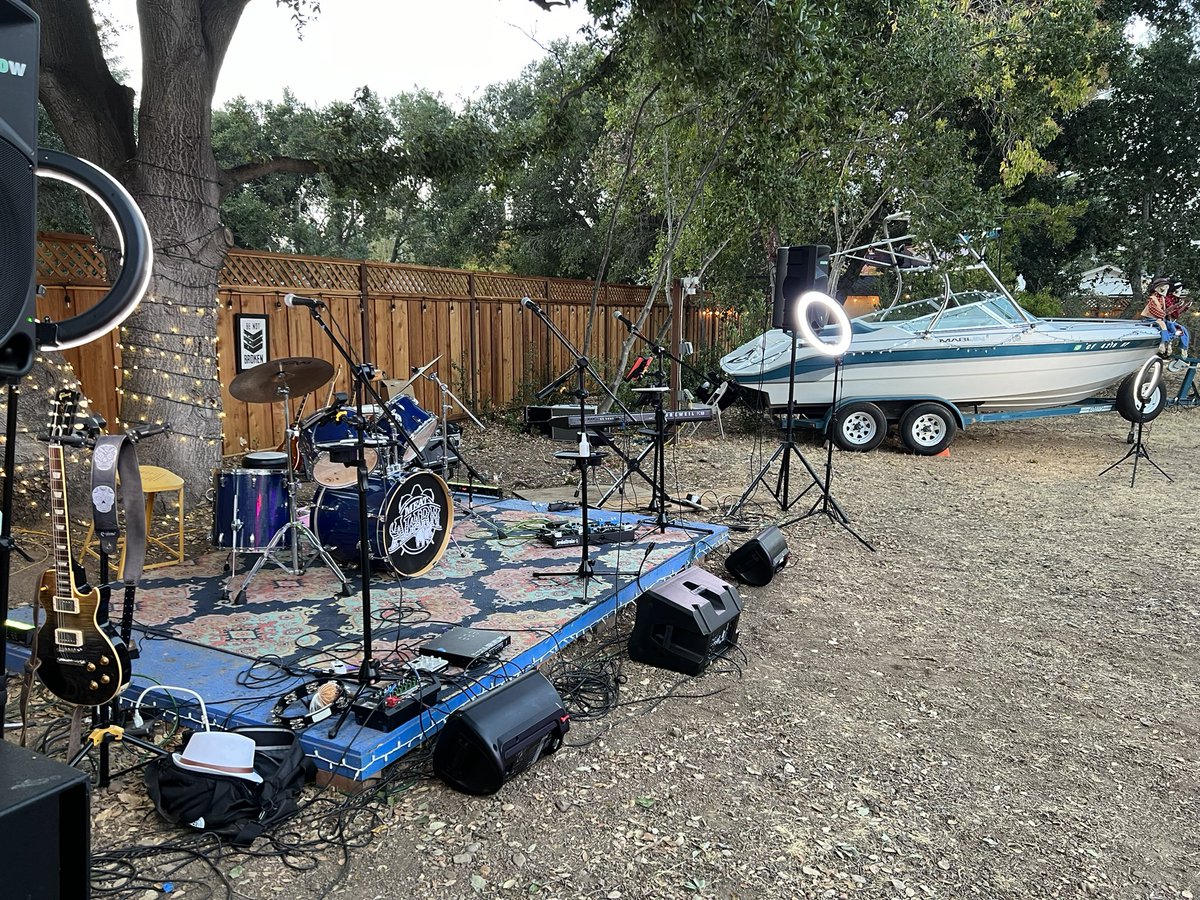 meatalarm's tweet photo. Playing at the Shady Lady https://t.co/l6cIykcOFr
