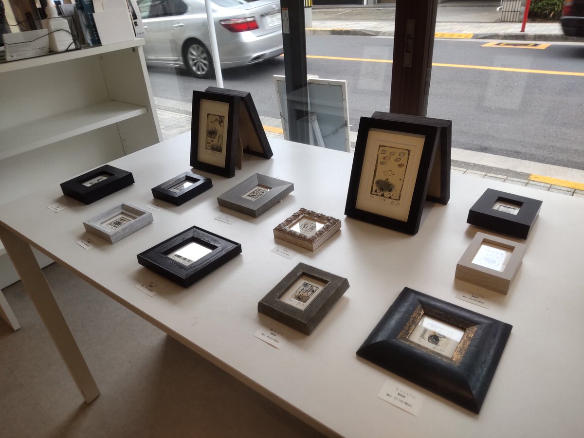 kumiobata's tweet photo. 本日、個展4日目。国立は祭りで賑やか。11:00〜18:00 ご来場お待ちしております。
#個展 #国立 #銅版画 #カレンダー #ミニ額 #祭り #SUPERHAKKA https://t.co/5E6XhWyqn4