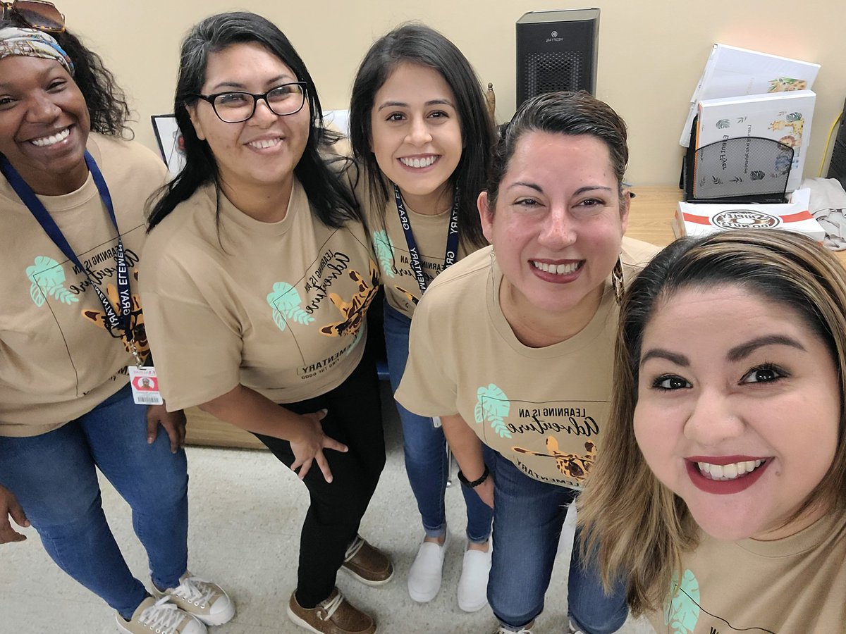 martines19's tweet photo. #FindTheGood @GrayES_AISD https://t.co/ZIK0wzXJez