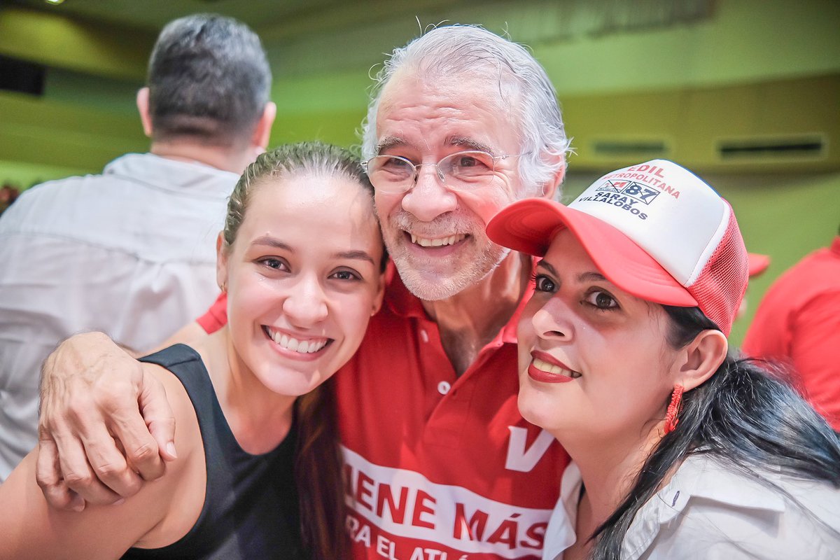 Eduardo Verano de la Rosa (@veranodelarosa) on Twitter photo Qué gran jornada en el Colegio Americano de Barranquilla, rodeado de más de 1.000 personas de distintas localidades de la ciudad ❤️.
Ustedes son clave para llegar este 29 de octubre, a la <a href="/Gobatlantico/">Gobernación Atlántico</a> y continuar con la gran transformación social y económica en el Qué gran jornada en el Colegio Americano de Barranquilla, rodeado de más de 1.000 personas de distintas localidades de la ciudad ❤️.
Ustedes son clave para llegar este 29 de octubre, a la <a href="/Gobatlantico/">Gobernación Atlántico</a> y continuar con la gran transformación social y económica en el
