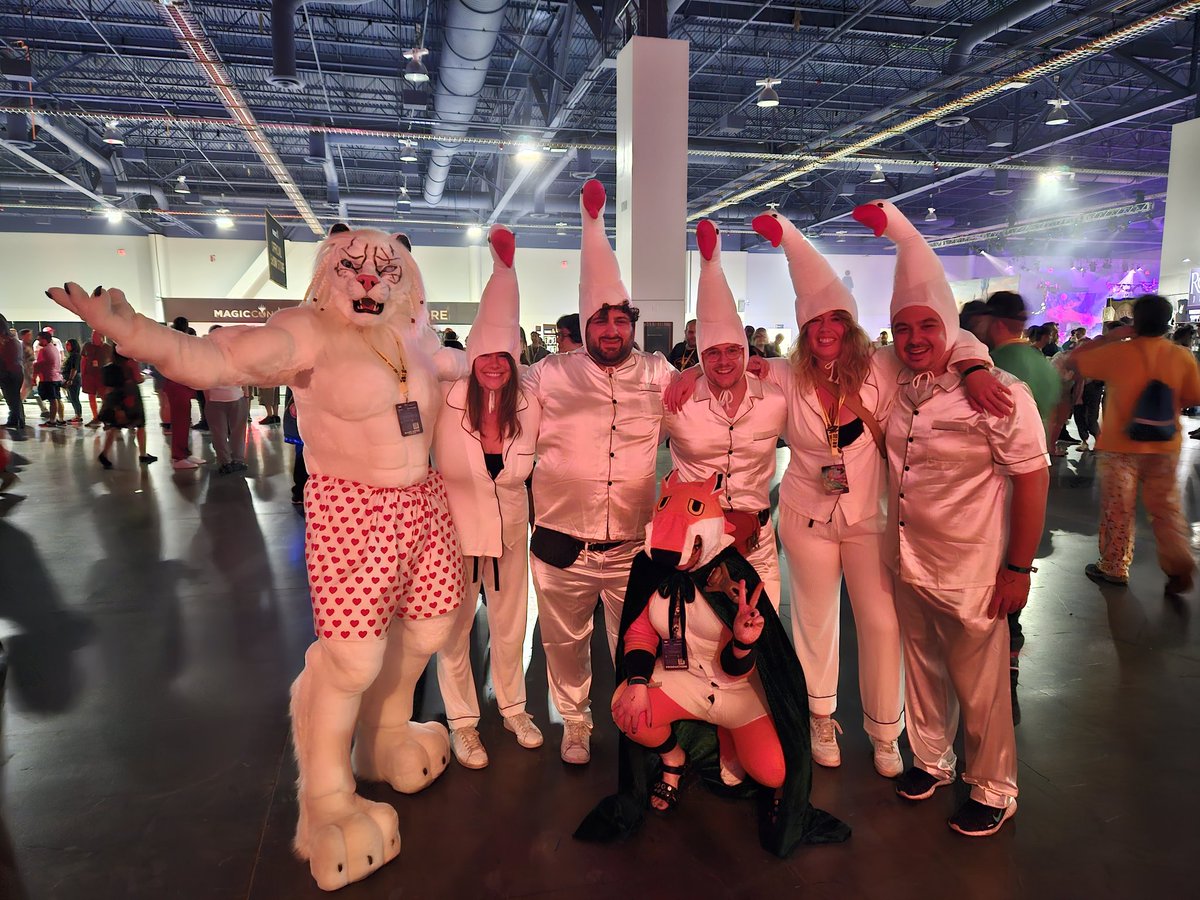 jpsz6's tweet photo. Don't mind us, just a lion, a goblin and a werefox having fun
#MCVegas #slumberparty #eldraine https://t.co/vckffelk9z