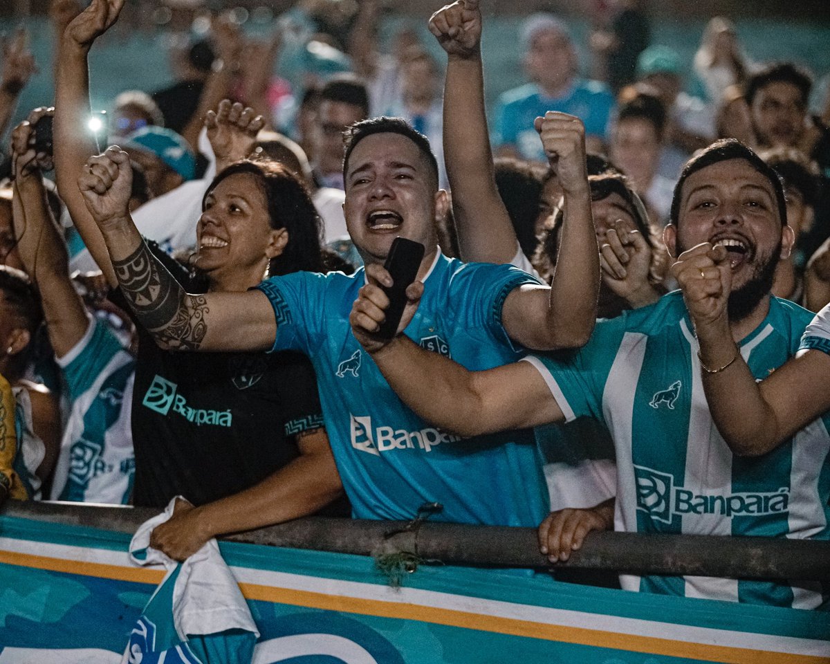 Paysandu's tweet photo. Aquele sentimento indescritível! Como é bom ser Paysandu! 🐺💙

📷 Jorge Luís Totti/Paysandu | #OMaiorCampeãodaAmazônia #SobePapão https://t.co/Kbnag3eTkv