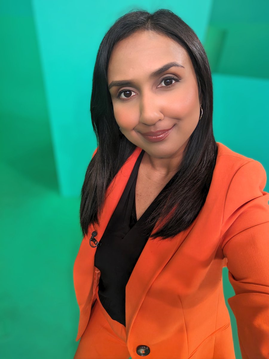 At the anchor desk all weekend for our evening and late night newscasts. 

@TheNoorIbrahim breaks down your full forecast. 

Join us on <a href="/globalnewsto/">Global News Toronto</a> at 6 pm &amp; 11 pm ET.