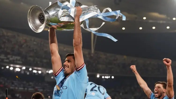 joaocancelo07's tweet photo. @utdeym1 @AHuang70092938 @Chosky_X @CITEHtrey @UtdEIIis Oh well https://t.co/lw9K5UKbeB