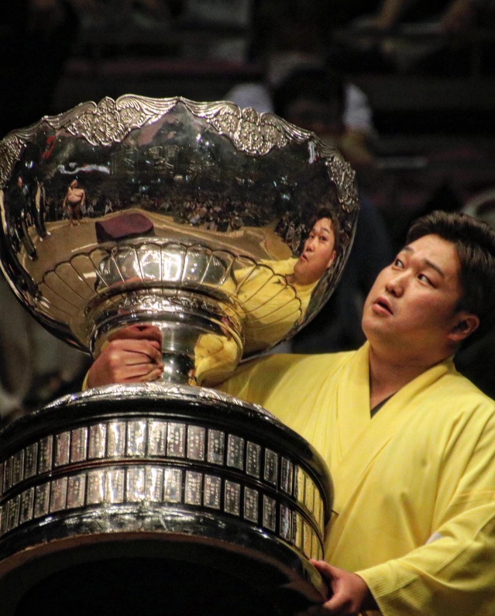 We're live with the final day of sumo action on my channel! A 7-way division 3 playoff is scheduled later, and Atamifuji can become the 7th youngest top division winner in Grand Sumo history. #sumo