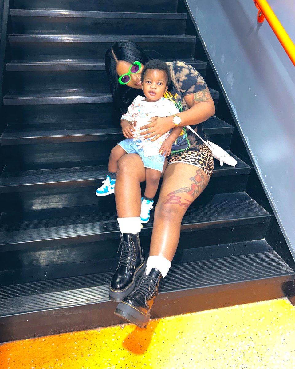 Jessica Scissorhands tweet media