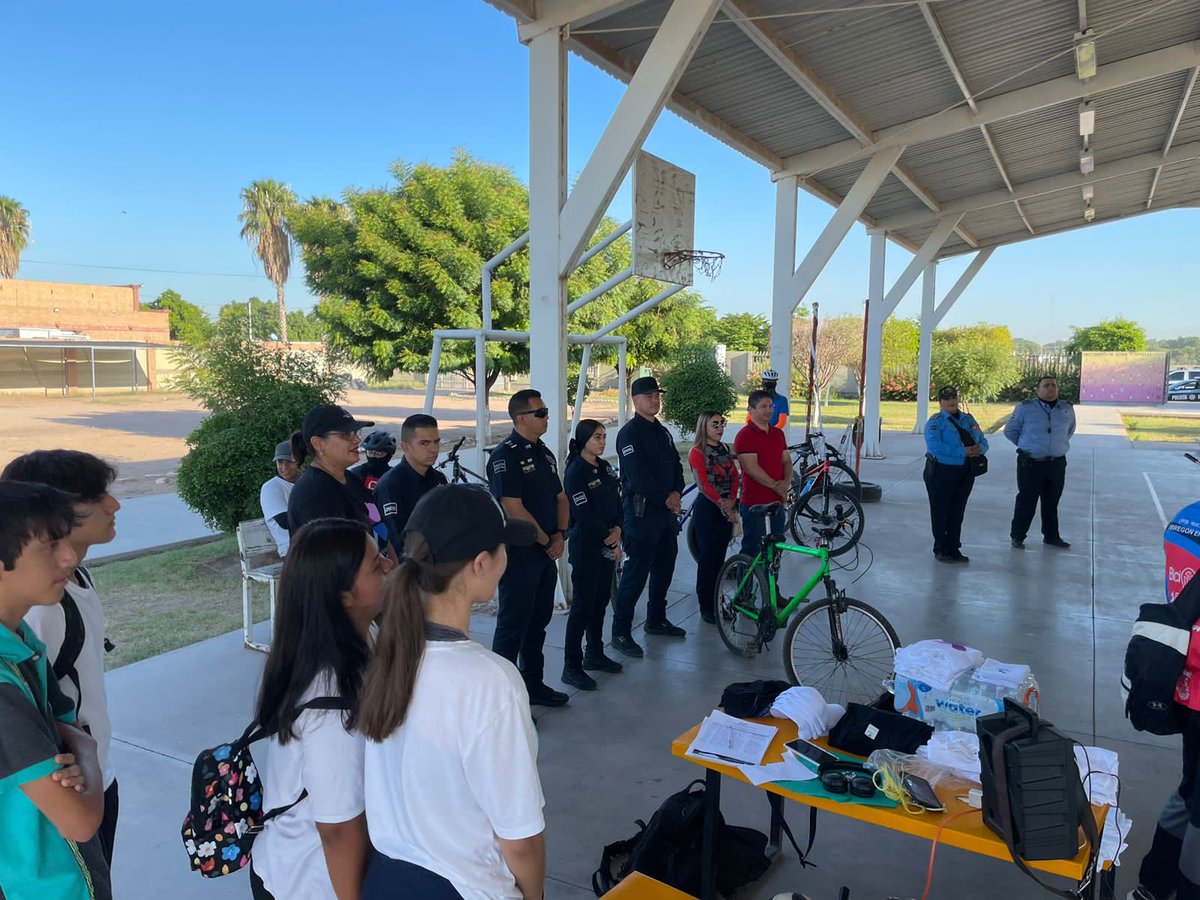 Roberto Estrella tweet media