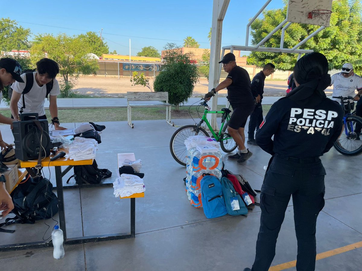 Roberto Estrella tweet media