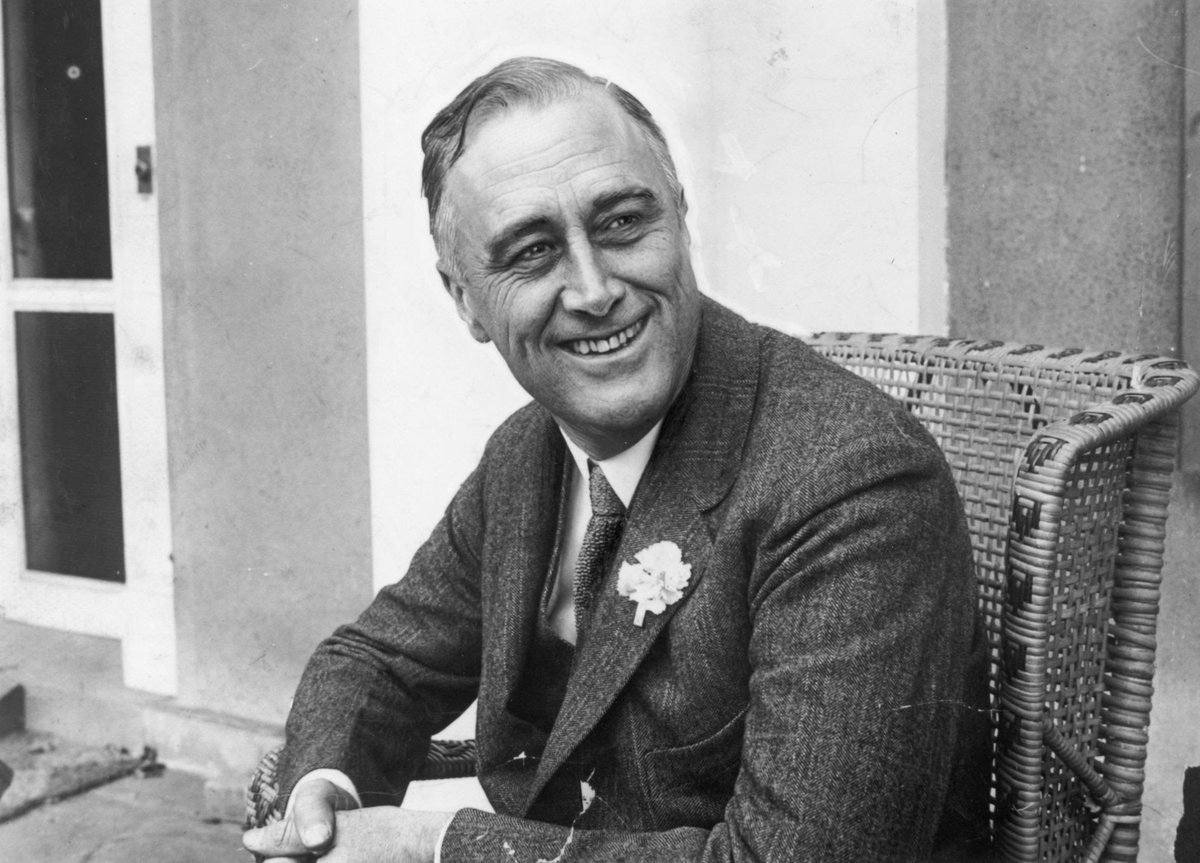 RMGBuckeye4Life's tweet photo. @bruce_straughan How you feeling Bruce ?
Little history lesson for you 
This guy was president the last time ND beat OSU
Night night 
🤡 https://t.co/k6AWEQdYLN