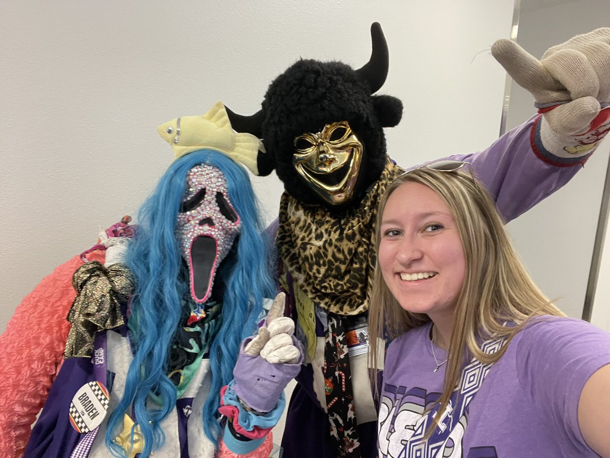 BrinleeEmily's tweet photo. WHAT. A. NIGHT.💜💜

First Tarleton football game? ✔️
Picture with Purple Poo? ✔️
Picture with Dr. &amp; Mrs. Hurley? ✔️
And Tarleton Texan win!!!! 🥳

#TarletonState #BleedPurple https://t.co/cgOu9cFkuA
