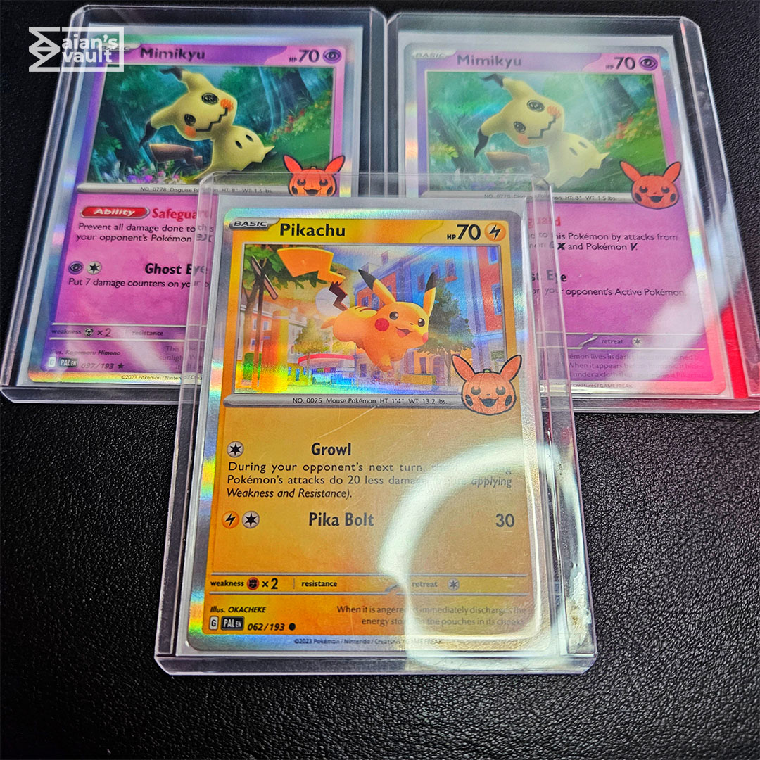 AiansVault's tweet photo. It's no better way to celebrate holloween but with Mega Pulls of Pokemon TCG Trick or Trade (2023)🎃!!

#aiansvault #CardPulls #Pokemon #PokemonTCG #PokemonCollection #TrickOrTrade2023 #Common #Rare #Mimikyu #Pikachu #Dusknoir #Gengar #Trevenant #Chandelure #Houndoom #Marshadow https://t.co/HJO81TKtbI