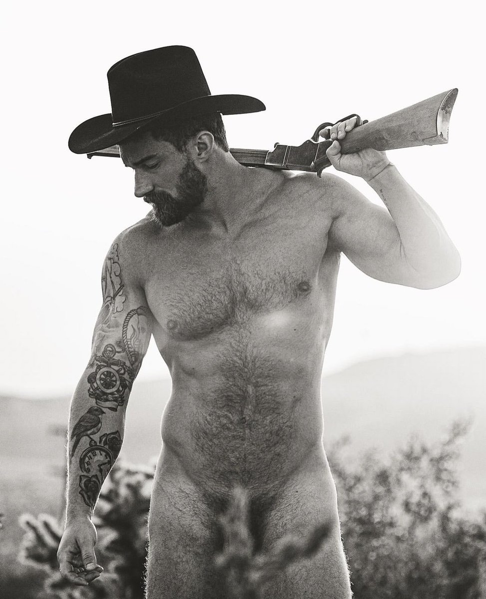 𝙈𝙧. 𝘽𝙡𝙖𝙘𝙠𝙬𝙤𝙧𝙩𝙝 (@eyeofthealpha) on Twitter photo 