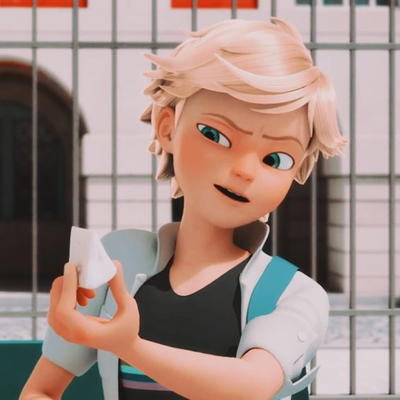 MLadybugBrasil's tweet photo. Se tivesse um live action de miraculous, seria incrível ver isso aqui: https://t.co/XQLf5zH8VR