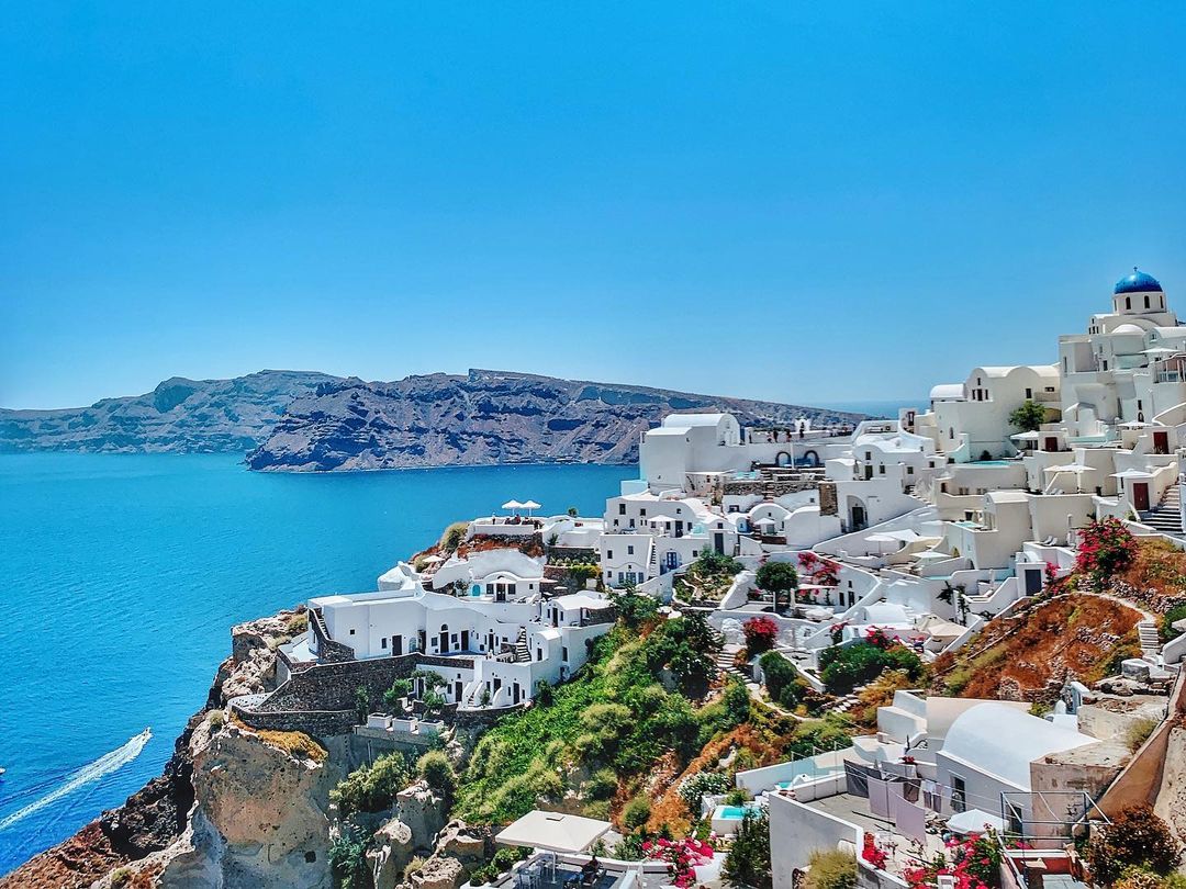 BeesleyVin61850's tweet image. What a wonderful dinner @blackrock_restaurant with my Love❤️ #santorinirestaurant #santorinifood #santorini #santorinigreece #santorini💙 #blackrocksantorini #blackrockrestaurant #wonderfulview #greecesantorini #sunsetinsantorini