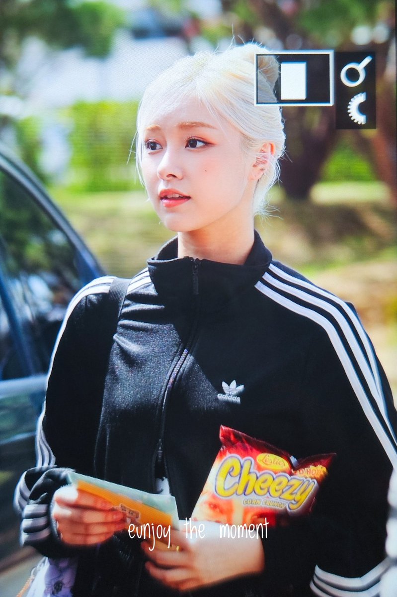 EunJoy__moment's tweet photo. 230924 kia 타이거즈 공연 출근 

@iMe_Dreamnote 
#드림노트 #은조  #dreamnote #eunjo 
#ウンジョ https://t.co/m0fQzKaIa6