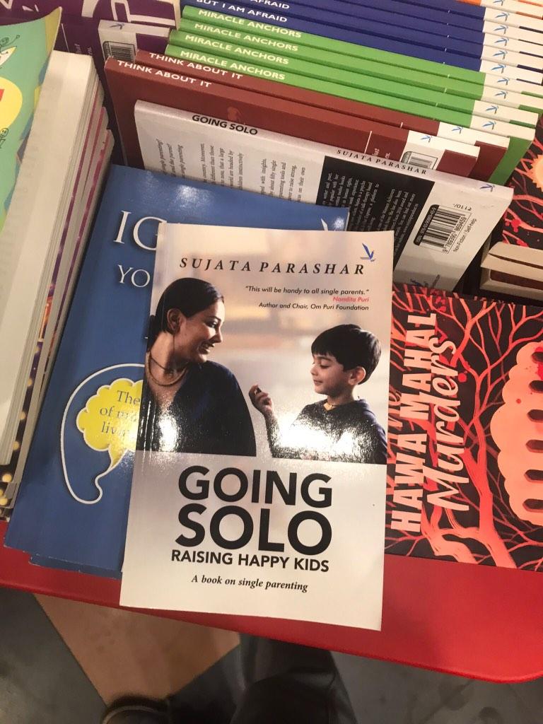 My book on #singleparenting  spotted by a #reader in a Kolkata #Bookstore and promptly clicked and shared...A perfect start to the day!
🌈😃🌻

#bookpictures #books #writinglife #AuthorsOfTwitter #parenting #soloparents #GoingSolo #RaisingHappyKids