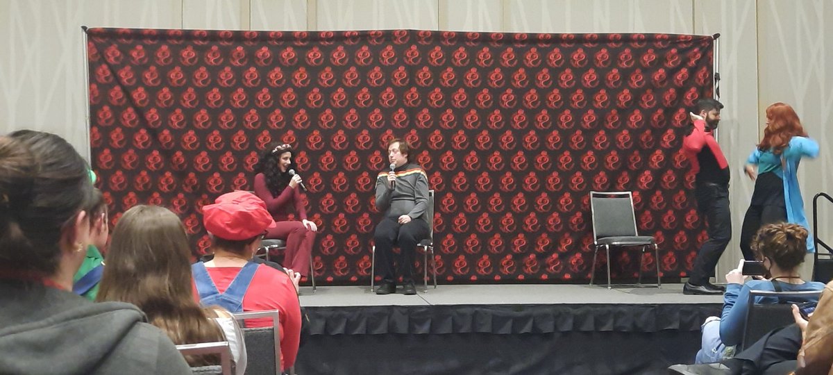 FunUtilityJacob's tweet image. Turns out Wesley is an ugly crier.
Time for interpretive dance.
@USSImprovise @RoseCityCC