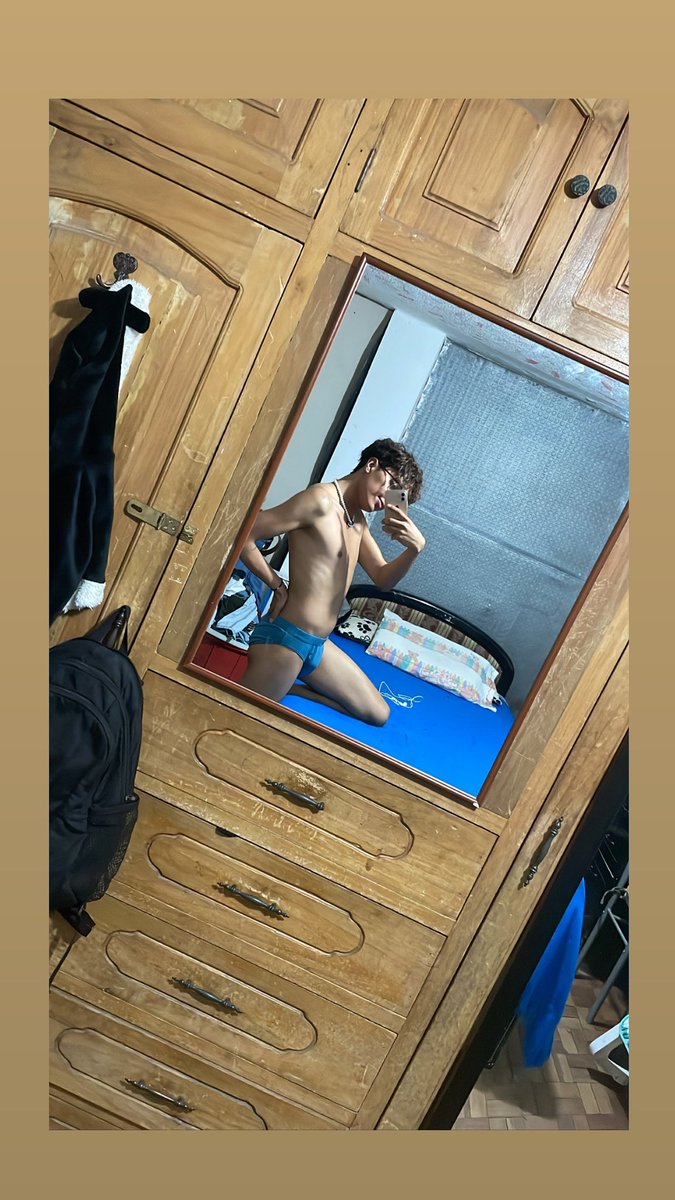SebastianRobal8's tweet photo. Buenas noches, alguien de aquí no tiene con quien dormir 🥲, algún voluntario #sexuio #lgbt #gay https://t.co/2ixTQkmr7N