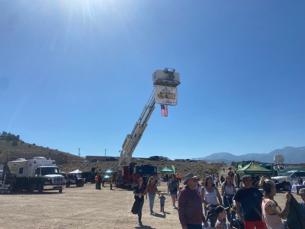 TMFPD's tweet photo. #TMFR Ladder 33 participated in Dozers and Dirt 2023 benefiting the ￼Northern Nevada Children’s Cancer Foundation. It was a wonderful afternoon seeing so many families and friends. #TMFRProud https://t.co/RO8a4a33XQ