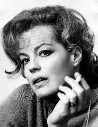 merlinpapin3's tweet photo. .@FredOL69007 .@tbarnaudPour le fun , le TOP5 des tweets les plus vues postés hier                          

- Bon Rétablissemeny #AntoineDupont
- Indice #PierreCosso 
 -  #SondagePoelvoorde  
-   Pensée #RomySchneider  
-  Prono  #Tiercé https://t.co/AXDkVZsfWH