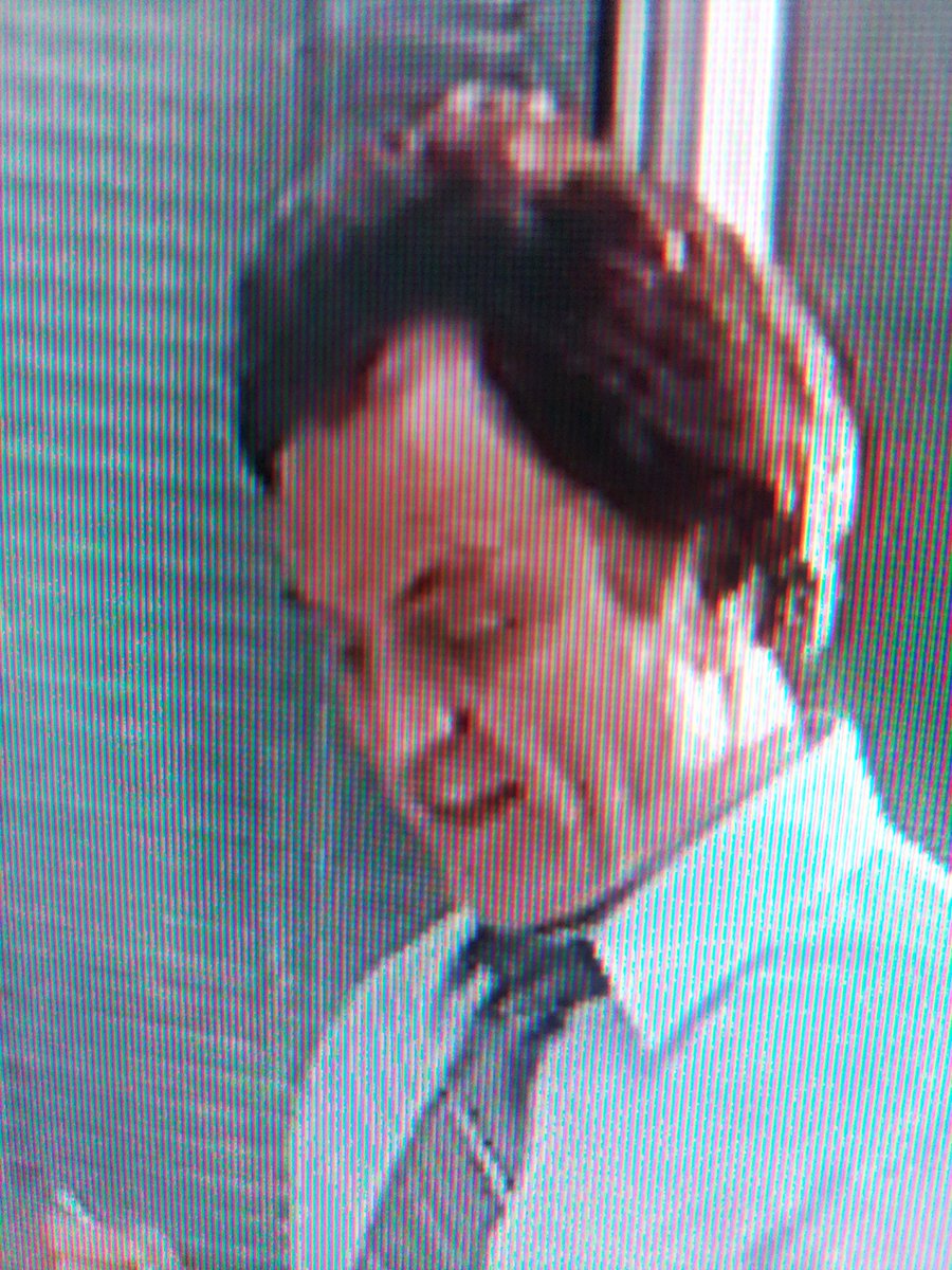 phawnex's tweet photo. No @BradleyWhitford explain this please. HBO owes you an apology. https://t.co/IvsKPB6r2u