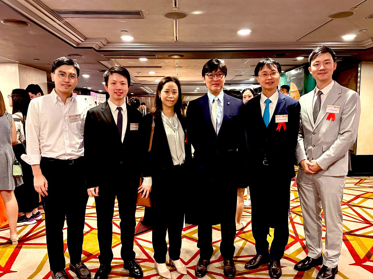 DrMartinChung's tweet photo. HKU Dermatology team ! 
(The University of Hong Kong / Queen Mary Hospital)

#hkuderm #MedTwitter #medx #dermtwitter #dermatology https://t.co/eP7YUjL77p