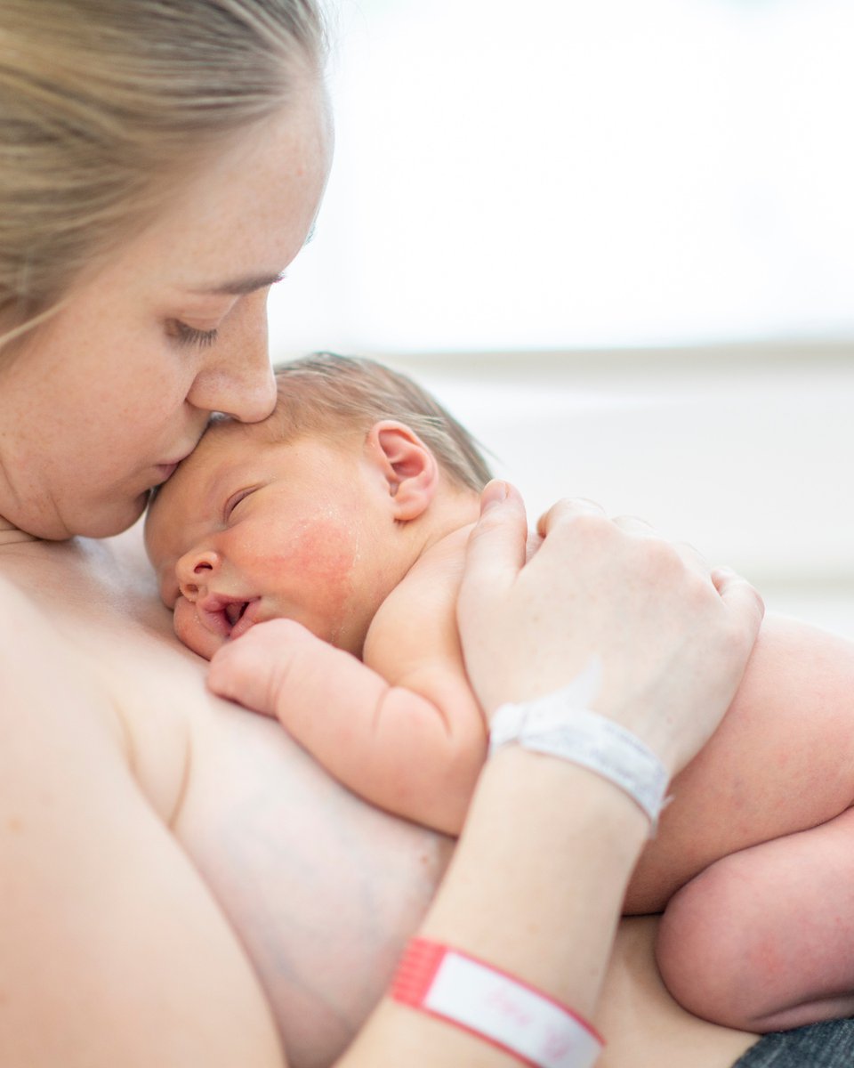 sensorybegin's tweet image. 🧠 Did you know that human milk contains essential fatty acids, including DHA, that promote brain development? It's nature's way of giving your baby a head start on cognitive development. 📚 #BrainDevelopment #DHAinBreastMilk #SmartBaby