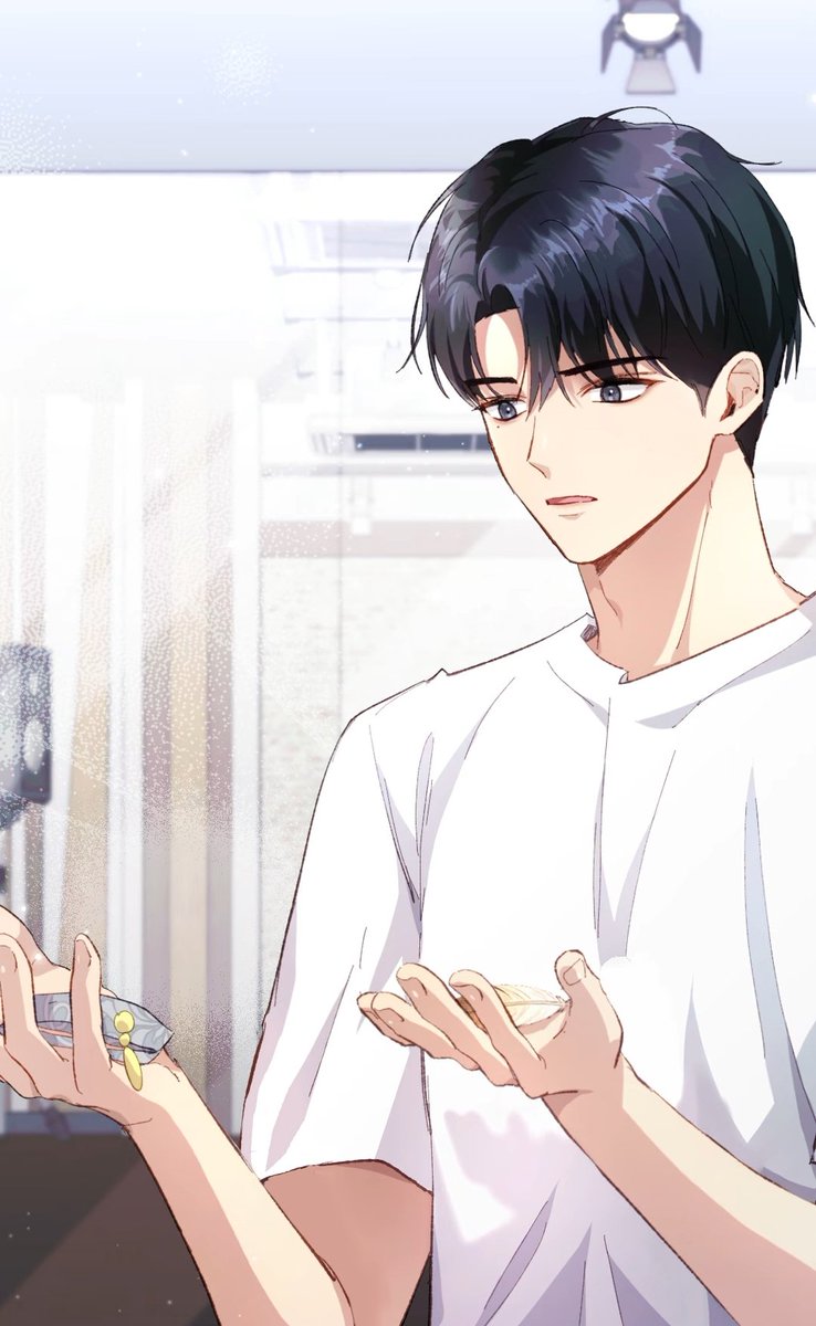 이 깃털, 누구 건지 나는 정말 모르겠다...🤔🤔🤔