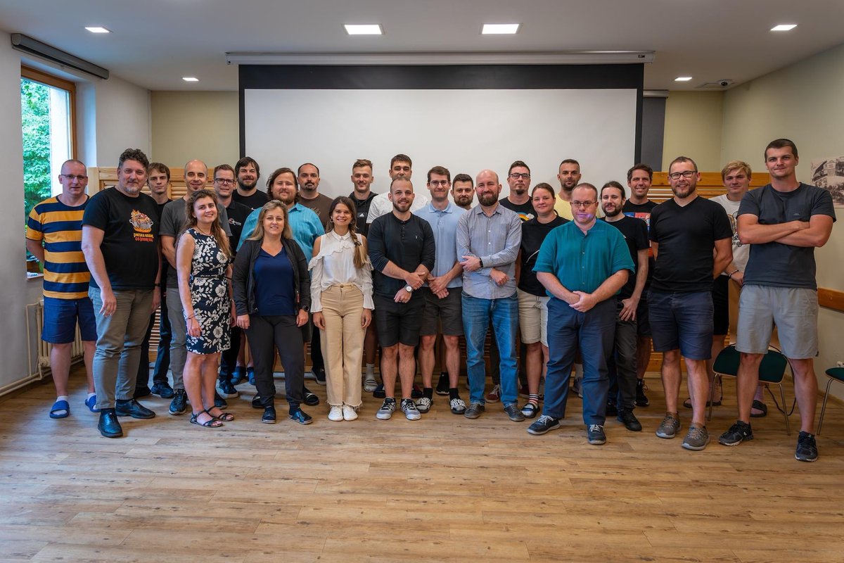 Fotoreport ze #SEOBOOTCAMPCZ je live na Google Drive 📷

👉🏻drive.google.com/drive/folders/…

Díky všem za účast a super organizaci 🙏