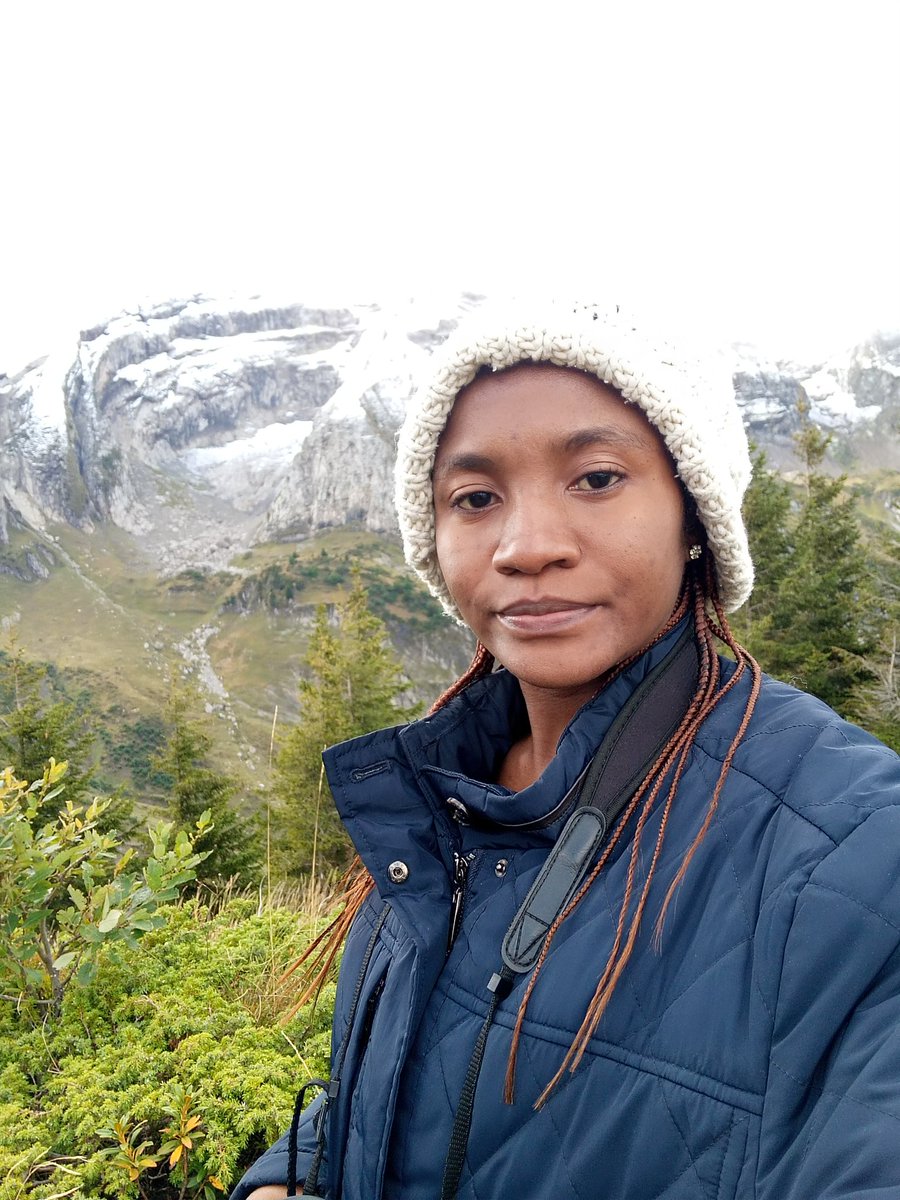 Yitmwa_Hope's tweet photo. long-term surveillance of autumn migration in the Swiss Alps has been on for over 50 years! It's a ringing station which aims at looking more into avian ecology. 
Glad to  visit Col de Bretolet and also have a record of over 30 European avian species while birding along the way!! https://t.co/mfVA6Gh3PN
