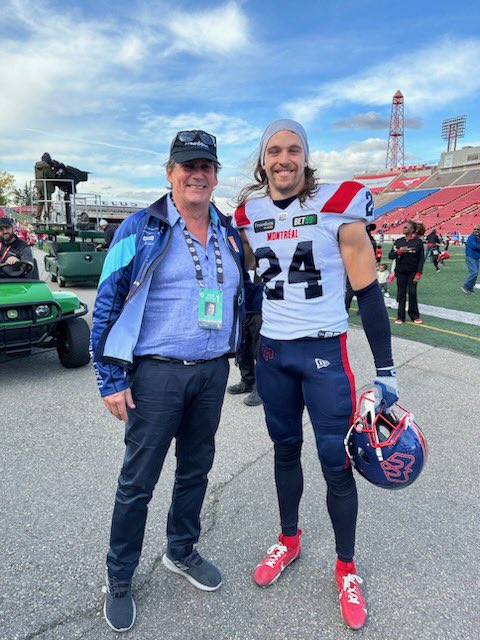 PKP_Qc's tweet photo. De gros jeux de toutes les unités pour un belle victoire d’équipe de nos @MTLAlouettes. Une journée avec le sourire ! #Mononc #GoAlsGo #Alouettes 🏈 https://t.co/kUGxPqtmZe