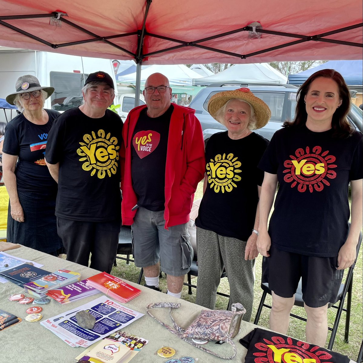 At the Caboolture Markets this morning, letting locals know that the Voice is about constitutional recognition, better listening, and better outcomes for the first Australians!

<a href="/yes23au/">The National Gathering</a> <a href="/ulurustatement/">ulurustatement</a> #yes23
