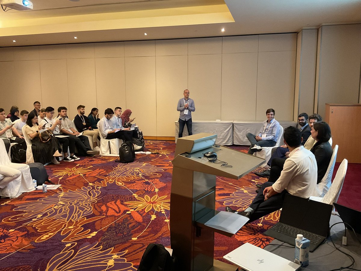 Very interesting discussions during our workshop on the challenges of tailoring RAGT to patient’s needs at #RehabWeek2023 <a href="/EdwinAsseldonk/">Edwin van Asseldonk</a> @CristinaBayc.